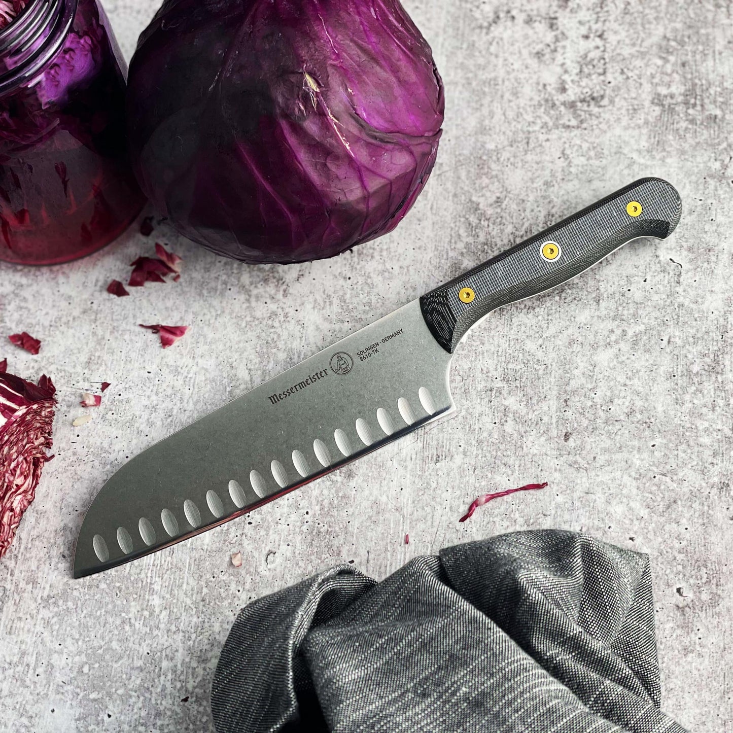 AANGEPASTE 18 CM SANTOKU MESSEN